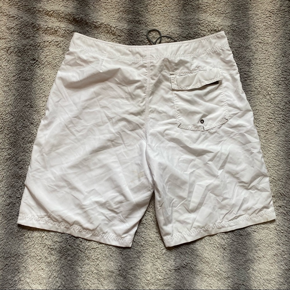 Oakley Board Shorts Mens 38 White & Black - Picture 2 of 7